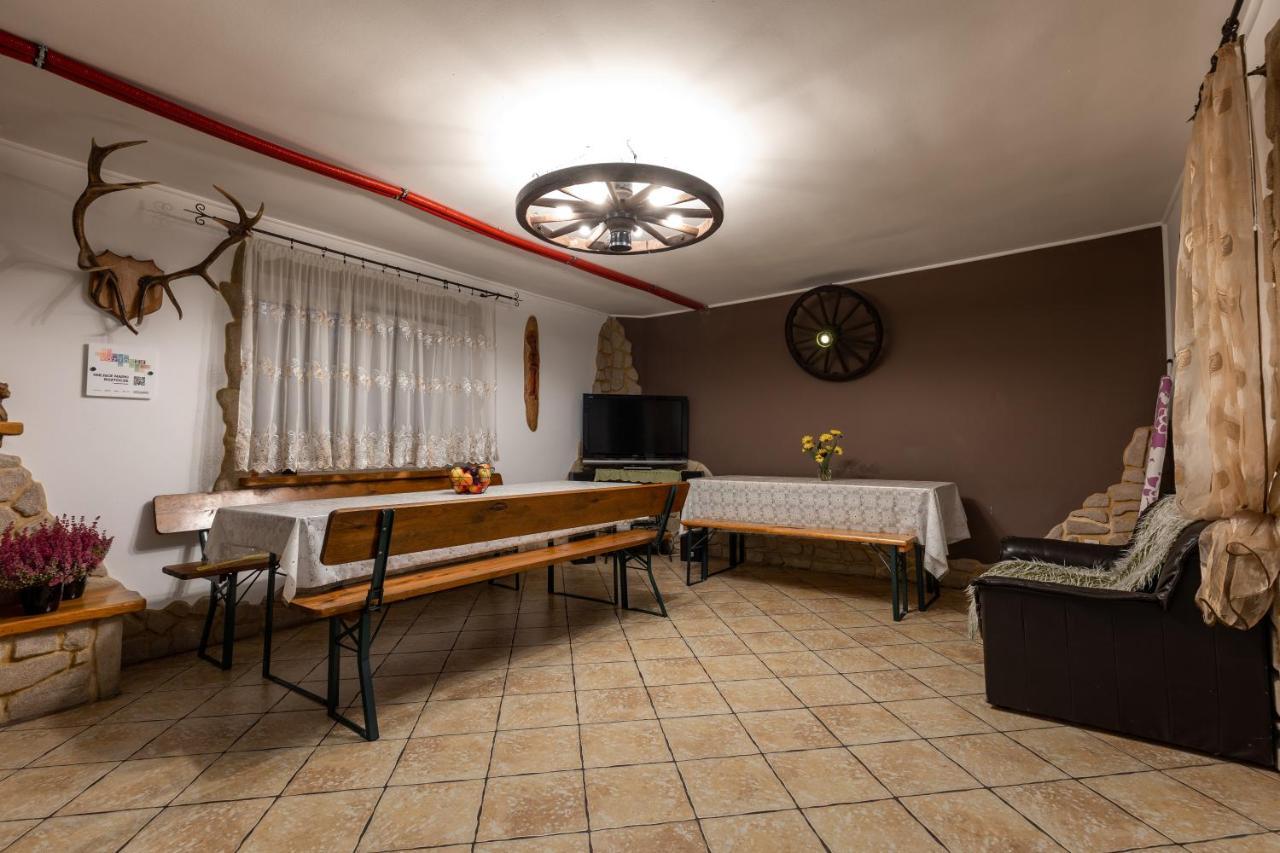 Villa Wypoczynek U Piotra Susiec Exterior foto